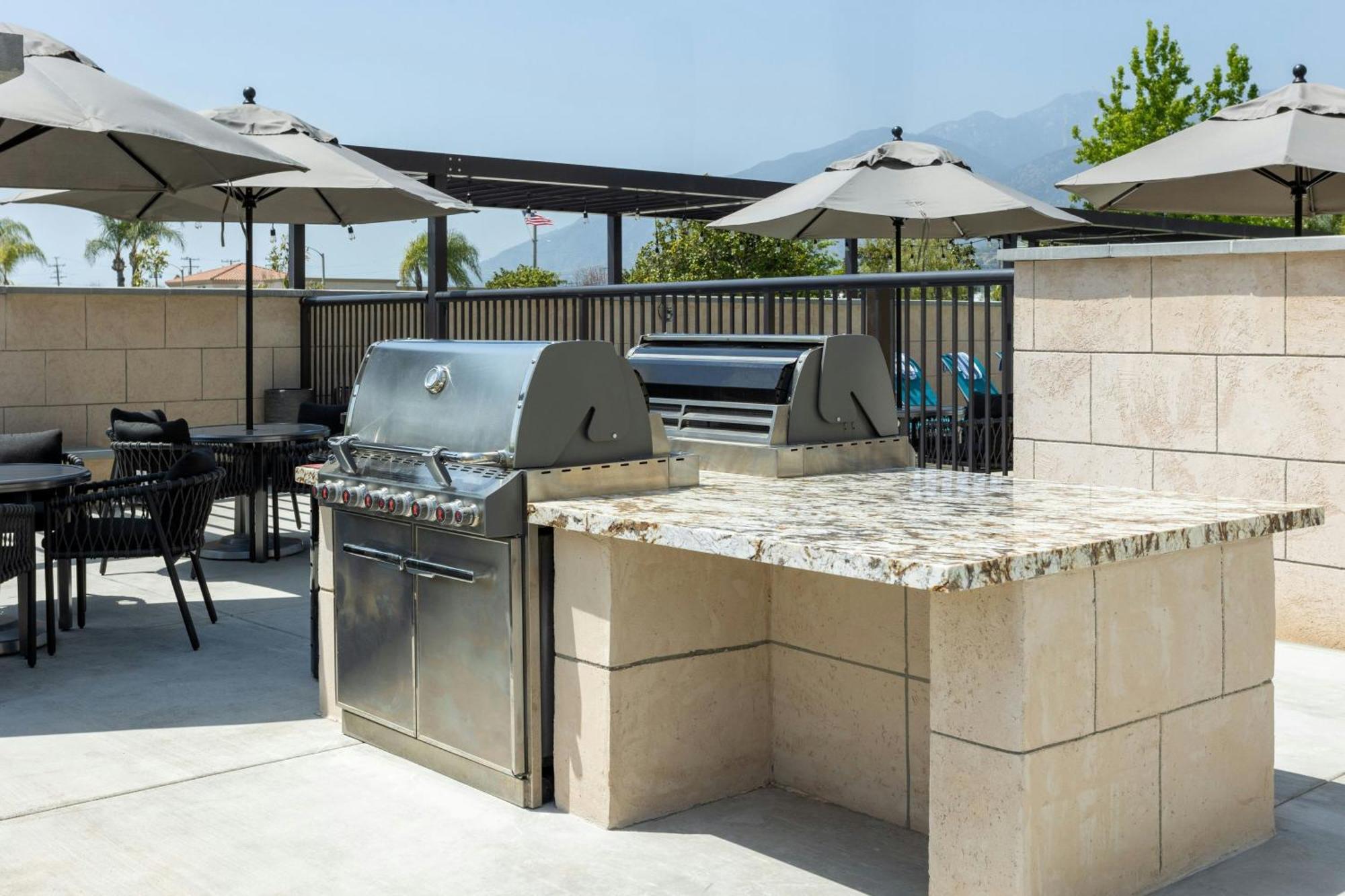 Towneplace Suites By Marriott Monrovia Εξωτερικό φωτογραφία